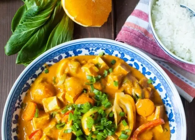 Mleko kokosowe do curry: Jak wybrać, by sos był idealny?