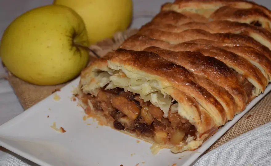 Strudel de manzana con hojaldre - La receta infalible