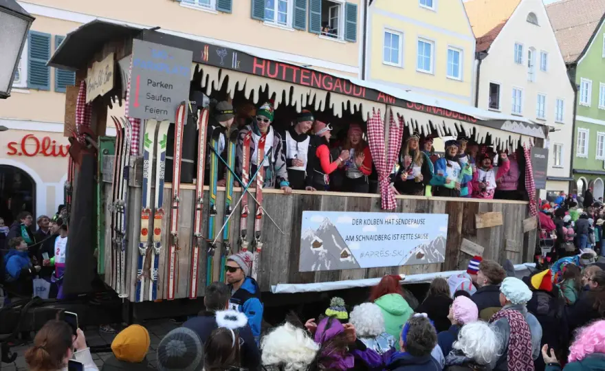 Faschingsumzug - So planst du den perfekten Besuch!