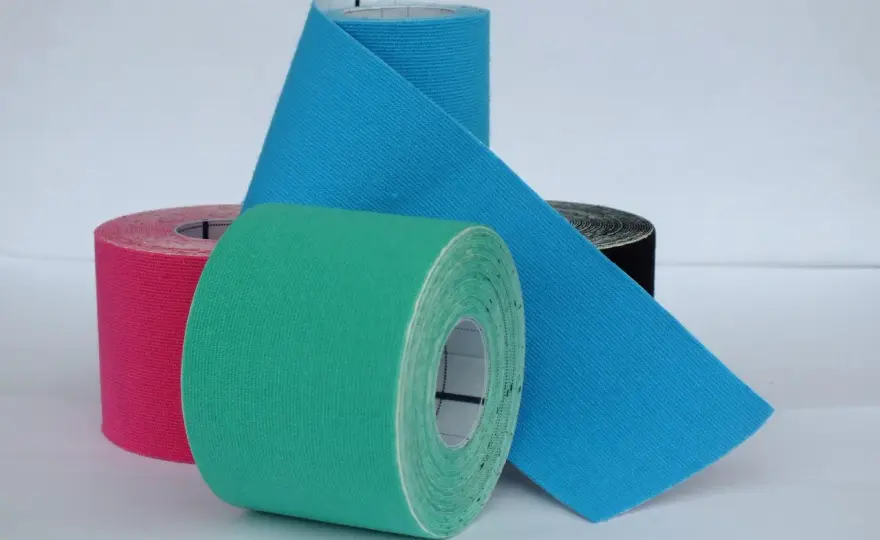 Kinezjotaping - Kiedy taśmy pomagają, a kiedy nie?