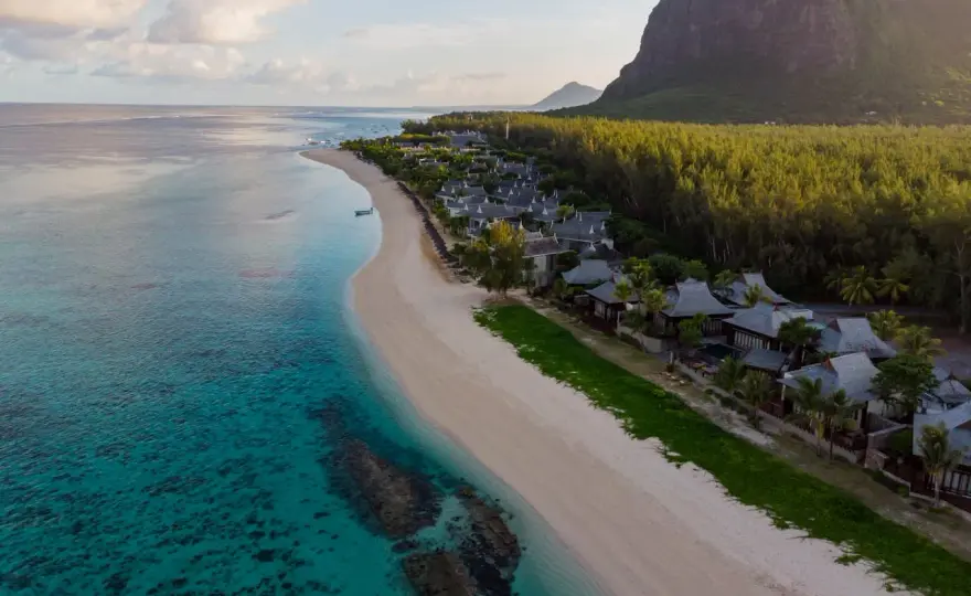 Lot na Mauritius - Jak znaleźć najlepsze połączenie i nie przepłacić?