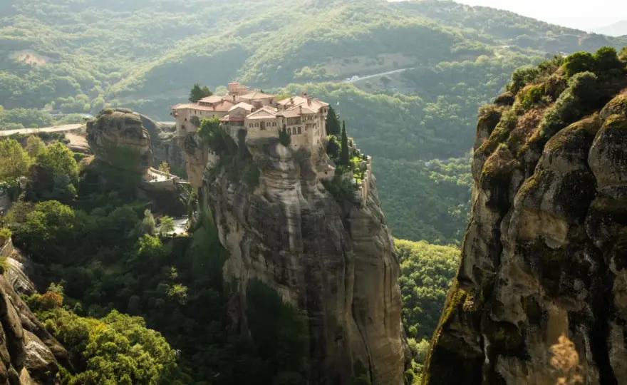 Meteora Guide - Plan Your Perfect, Crowd-Free Monastery Visit