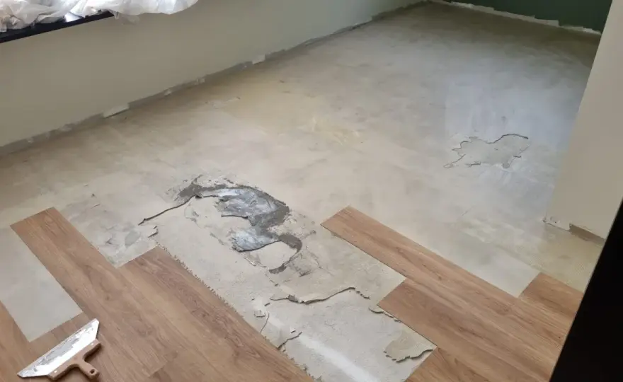 Pavimento in PVC che si solleva? Cause e rimedi da capire