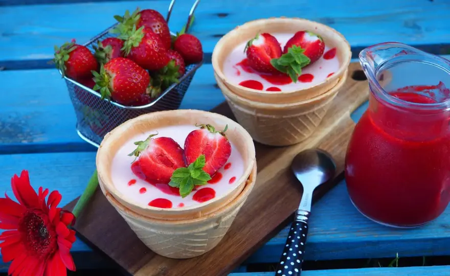 Panna Cotta - aksamitny deser, który zrobisz bez wpadek!