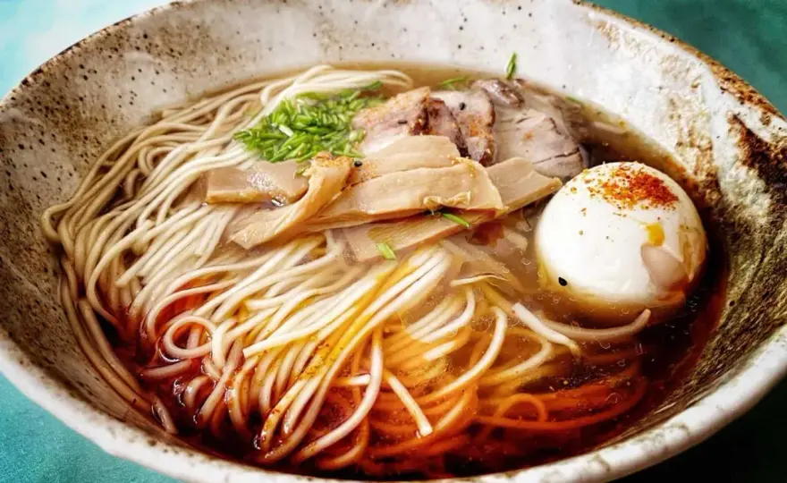 Domowy ramen bez wpadek - shoyu, bulion i dodatki