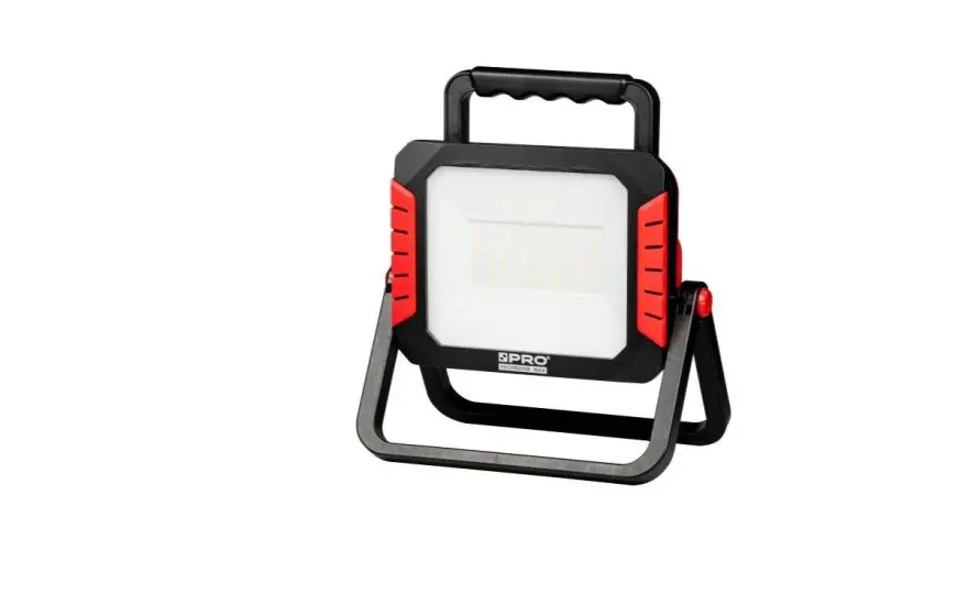50W LED - Zamiennik czy reflektor? Poznaj prawdziwą moc