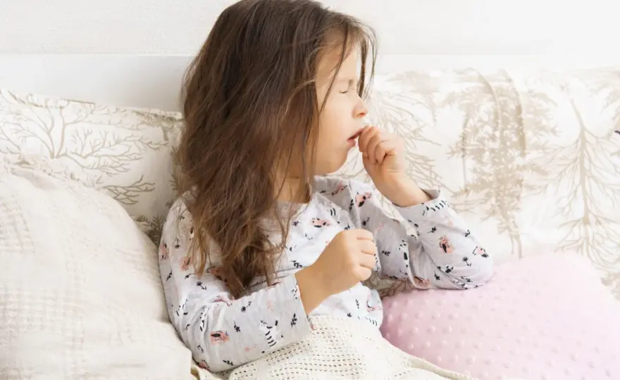 Tosse stizzosa nei bambini - cause, rimedi e segnali d'allarme