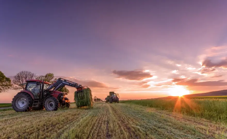 Dociążenie ciągnika: sekret efektywnej pracy i niskiego spalania