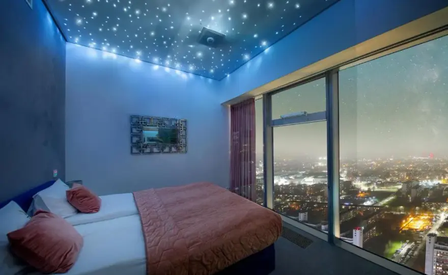 Ile kosztuje apartament w Sky Tower? Ceny, które zaskakują!
