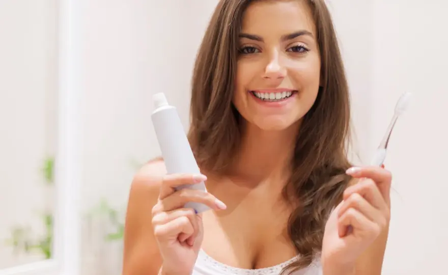 Il dentifricio scade? Guida completa a PAO e conservazione