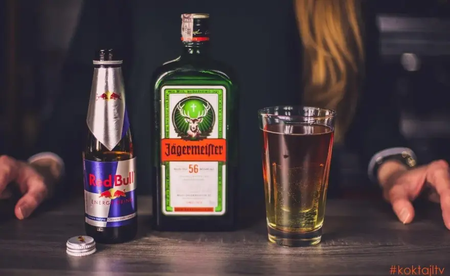 Najlepsze drinki z Red Bullem - klasyki i proste proporcje