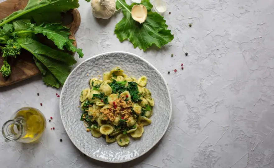 Orecchiette z cime di rapa - Klasyka Apulii, proste przepisy
