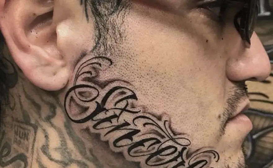 Tatuaże na twarzy - Jak wybrać wzór, by nie żałować?