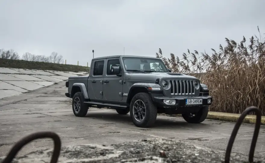 Jeep Gladiator - czy warto kupić? Cała prawda o pickupie
