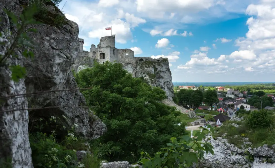 Ogrodzieniec atrakcje - odkryj ukryte skarby i niezapomniane miejsca