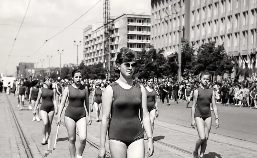 Zbyszko Siemaszko i Warszawa - lekcja fotografii miasta