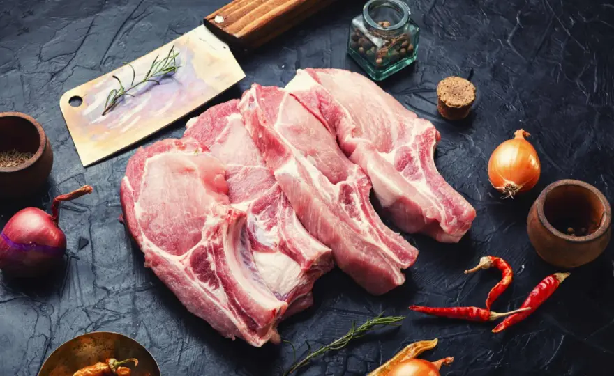Ile czasu wędzić schab, aby uzyskać idealny smak i aromat?