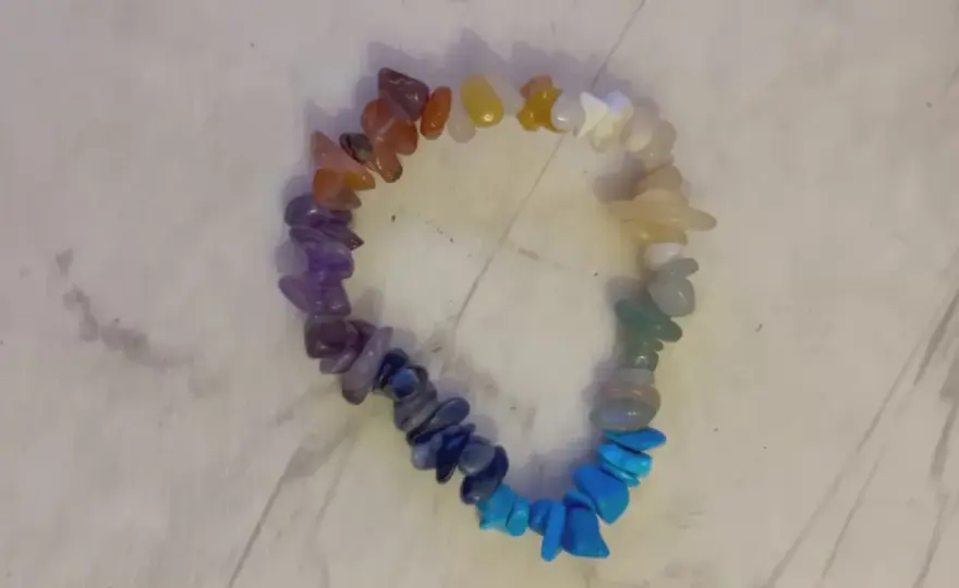 Chakraarmband - Välj, använd & sköt om ditt meningsfulla smycke