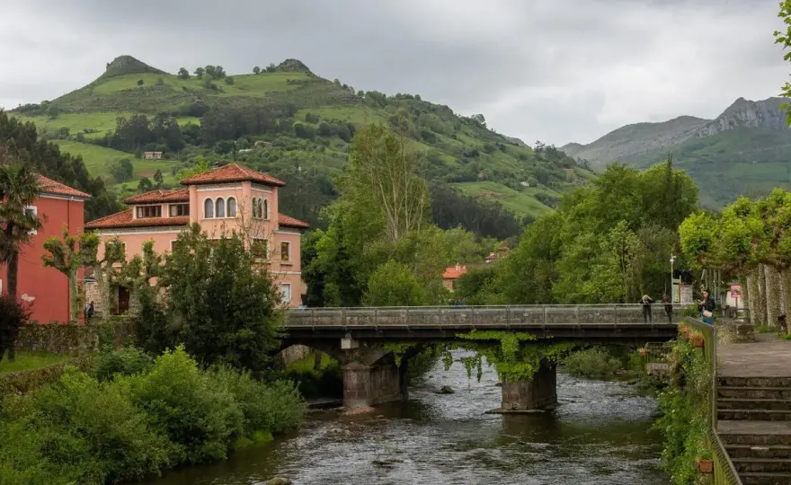 Pueblos bonitos cerca de Liérganes - ¿Cuál elegir?