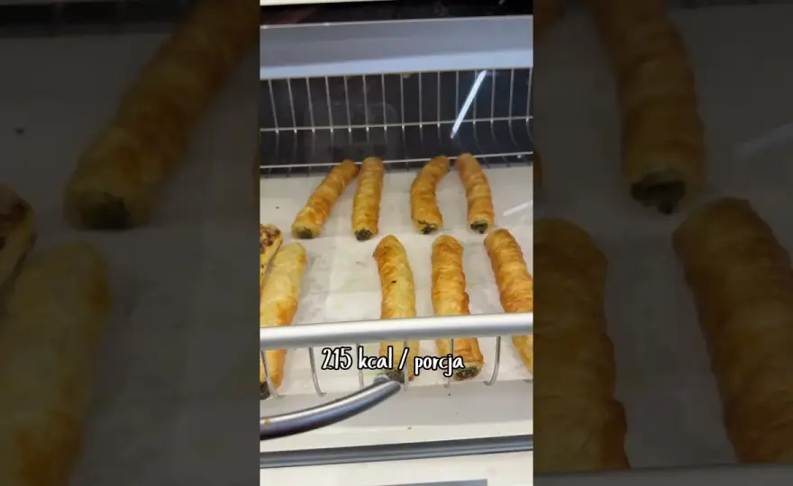 Zapiekanki z Biedronki: Ile kcal? Sprawdź skład i kalorie!