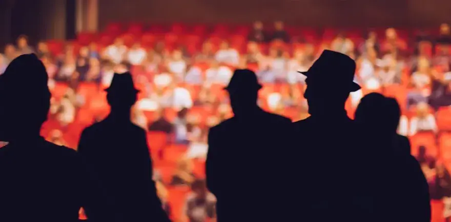 Ile zarabia aktor w teatrze? Zaskakujące różnice w wynagrodzeniach