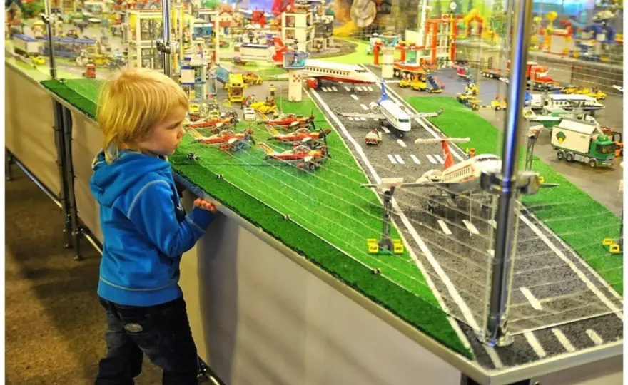 Wystawa LEGO w Krakowie - Którą wybrać? Porównanie najlepszych miejsc
