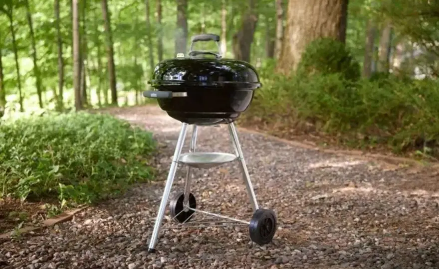 Barbecue avec couvercle - Maîtrisez la cuisson parfaite!