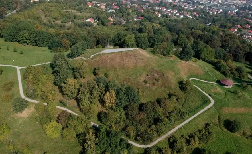 Kopiec Tatarski w Przemyślu - Legenda, widoki i spacer