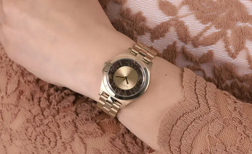 Zegarki Marc Jacobs damskie - elegancja i styl w każdym detalu