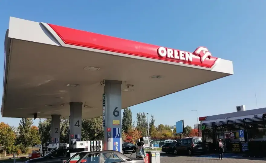 Gdzie można nadać paczkę Orlen? Znajdź najbliższy punkt nadania