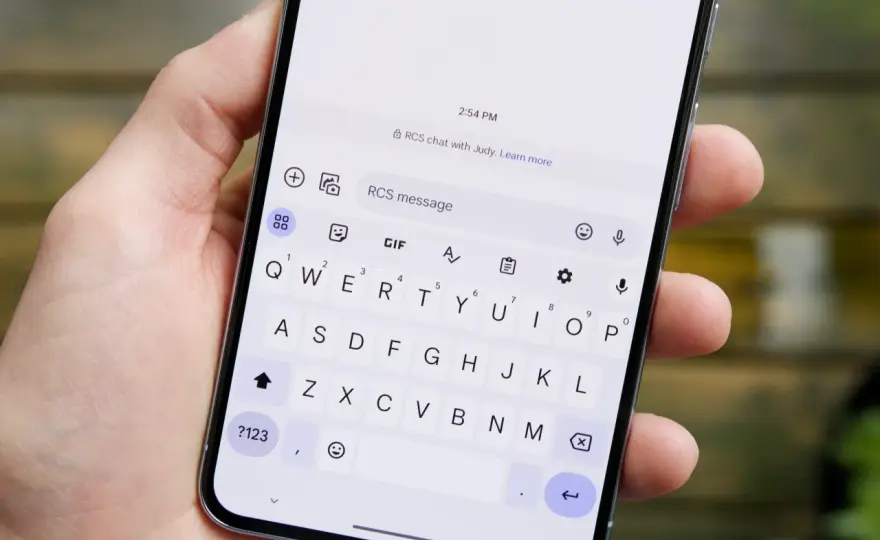 Standard RCS - Czym jest i jak go włączyć na Androidzie i iPhonie?