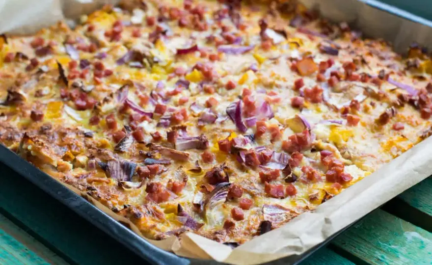 Pizza ohne Kohlenhydrate - So wird der Boden endlich knusprig