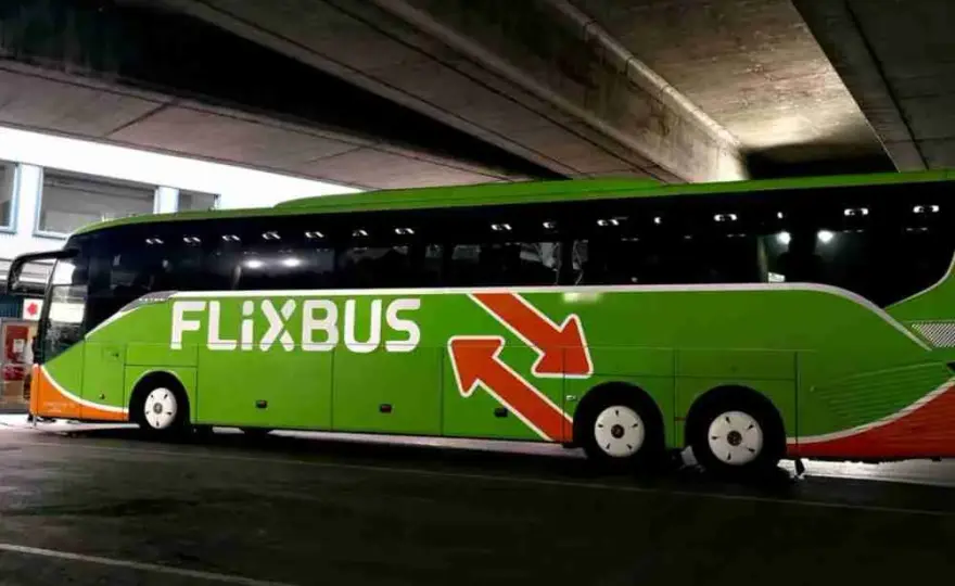 FlixBus Wiedeń: Gdzie wysiąść? VIB Erdberg, Hauptbahnhof i metro