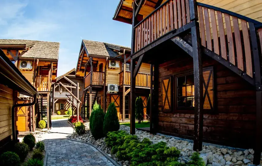 Ile kosztuje nocleg w Energylandii? Ceny, które mogą zaskoczyć