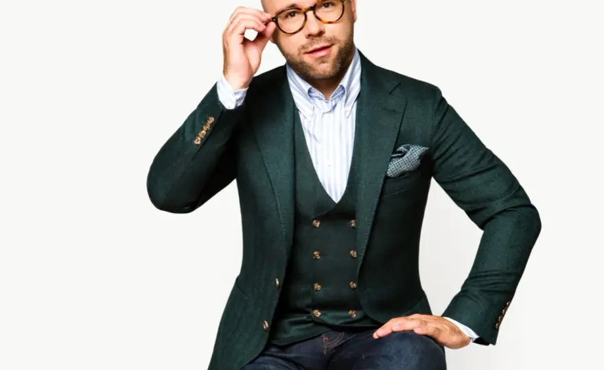 Jak nosić kamizelkę męską, by wyglądać elegancko i modnie