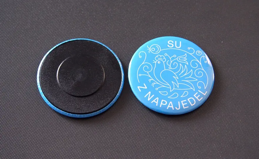 Magnesy w bagażu podręcznym? Sprawdź, co możesz zabrać!