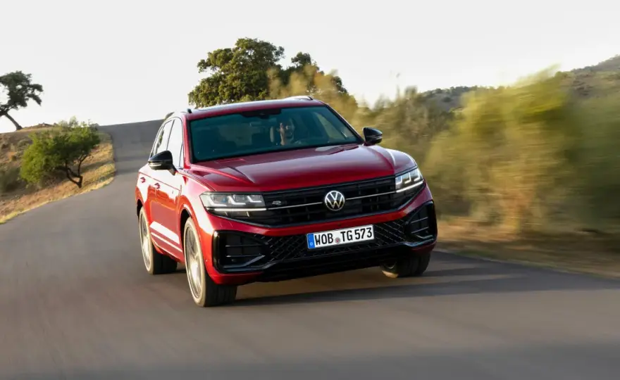 Volkswagen Touareg - Luksusowy SUV pod lupą. Czy warto go wybrać?