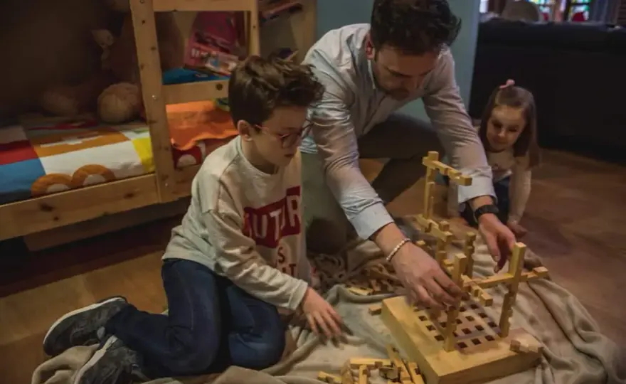 Juguetes Waldorf Caseros - Guía completa para crear juego real