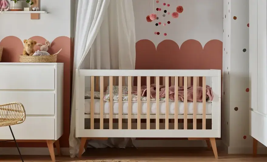 Łóżeczko 120x60 czy 140x70? Wybierz idealny rozmiar!