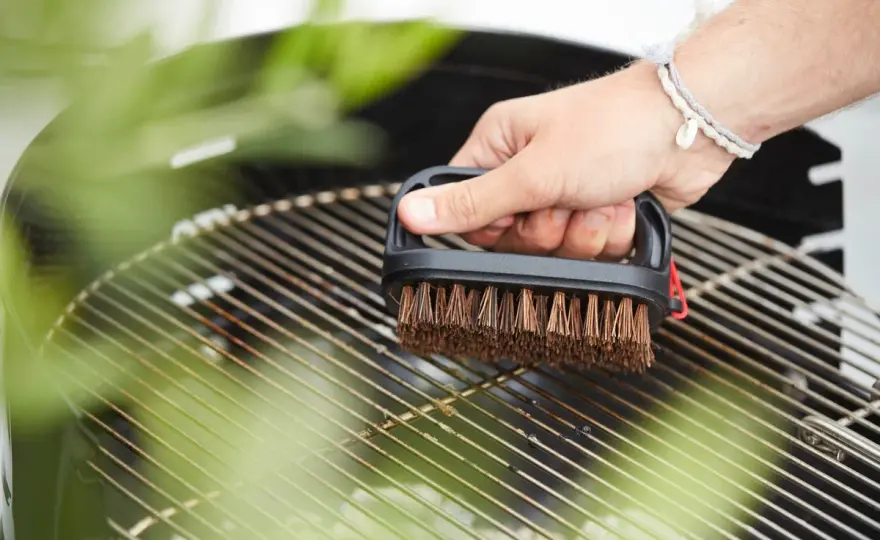Nettoyer sa grille de barbecue - Le guide complet pour un pro