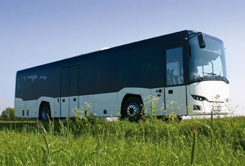 Ile waży autokar turystyczny? Waga, DMC i polskie limity