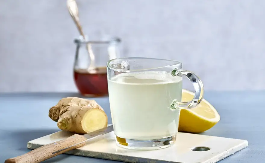 Ingwer-Zitronen-Tee zubereiten - So gelingt der perfekte Aufguss
