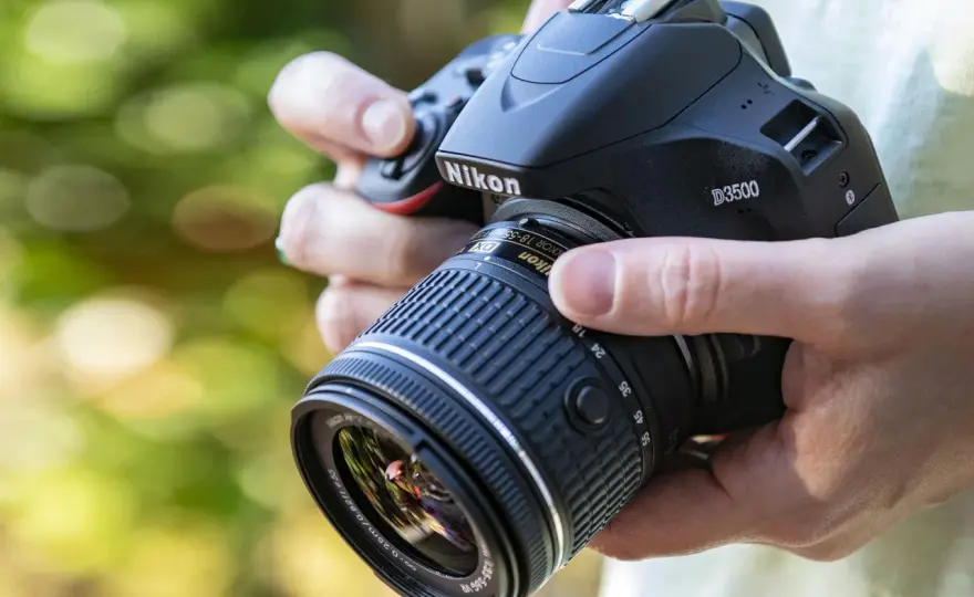 Nikon D3500 - Scheda tecnica, conviene ancora? Scopri perché