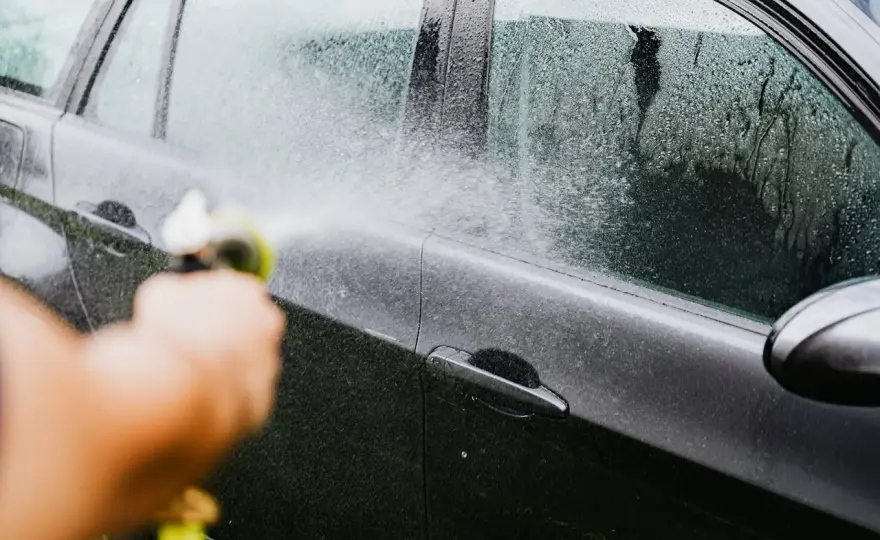 Jak nakładać ceramikę na auto, aby uniknąć najczęstszych błędów