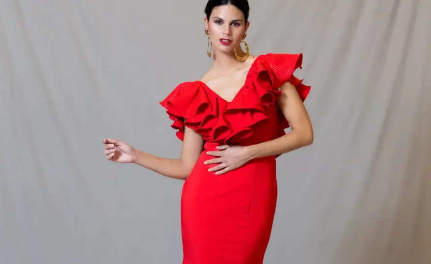 Vestido rojo en boda - ¿Se puede? Guía para acertar