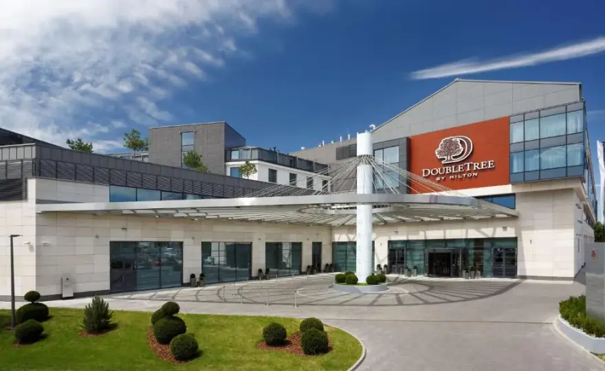 Ile jest hoteli Hilton w Polsce? Odkryj ich lokalizacje i usługi