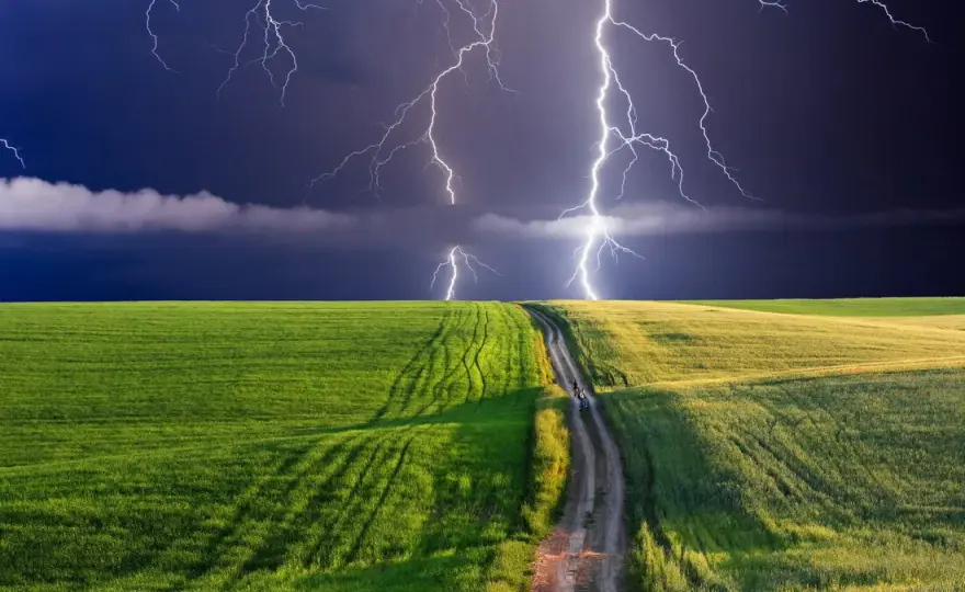 Zjawiska pogodowe, które zaskoczą Cię swoim niezwykłym wpływem na życie
