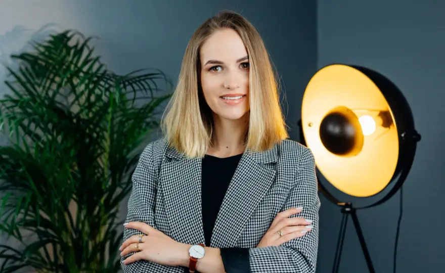 Jak zrobić zdjęcie biznesowe, które wyróżni Cię na rynku pracy