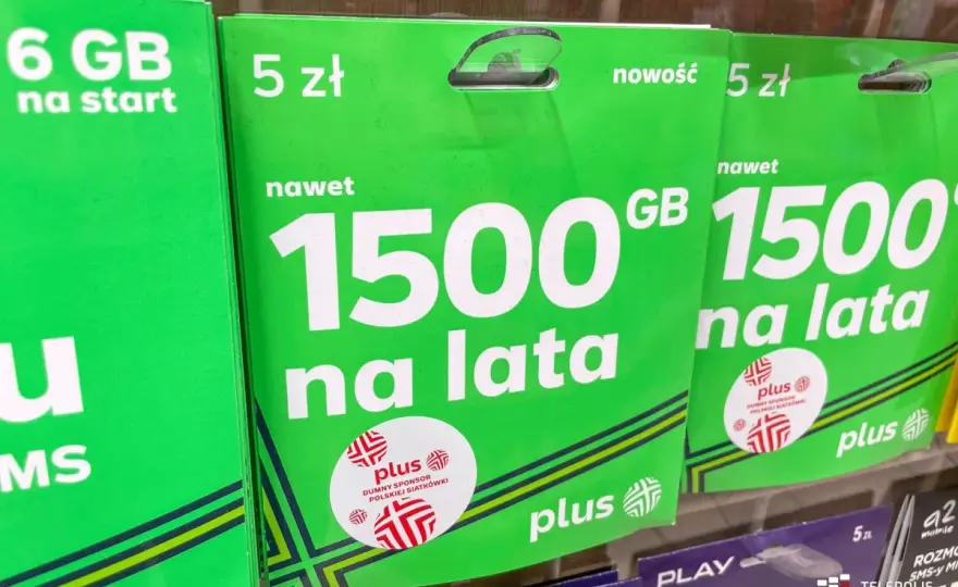 Plus na kartę - opłata 5 zł za numer? Sprawdź, jak jej uniknąć!