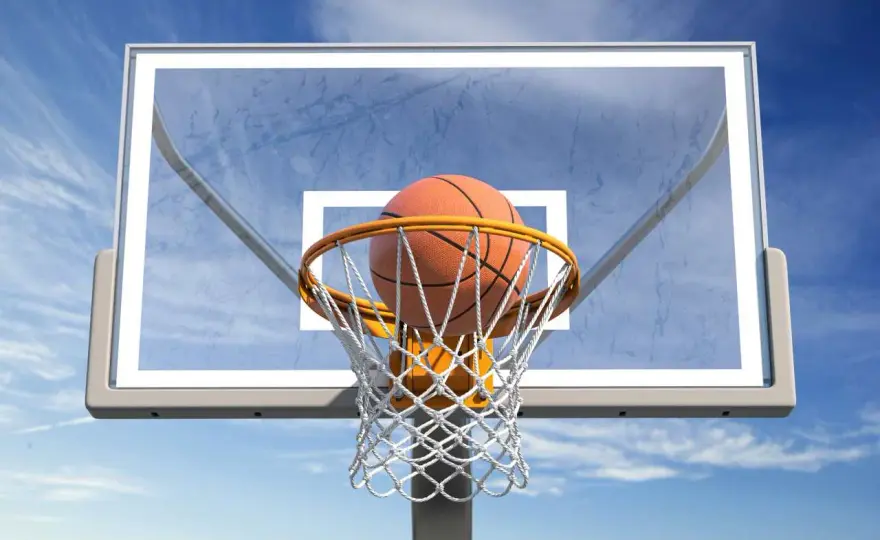 Baskets po polsku: kosz, koszyk czy koszykówka? Wyjaśniamy!